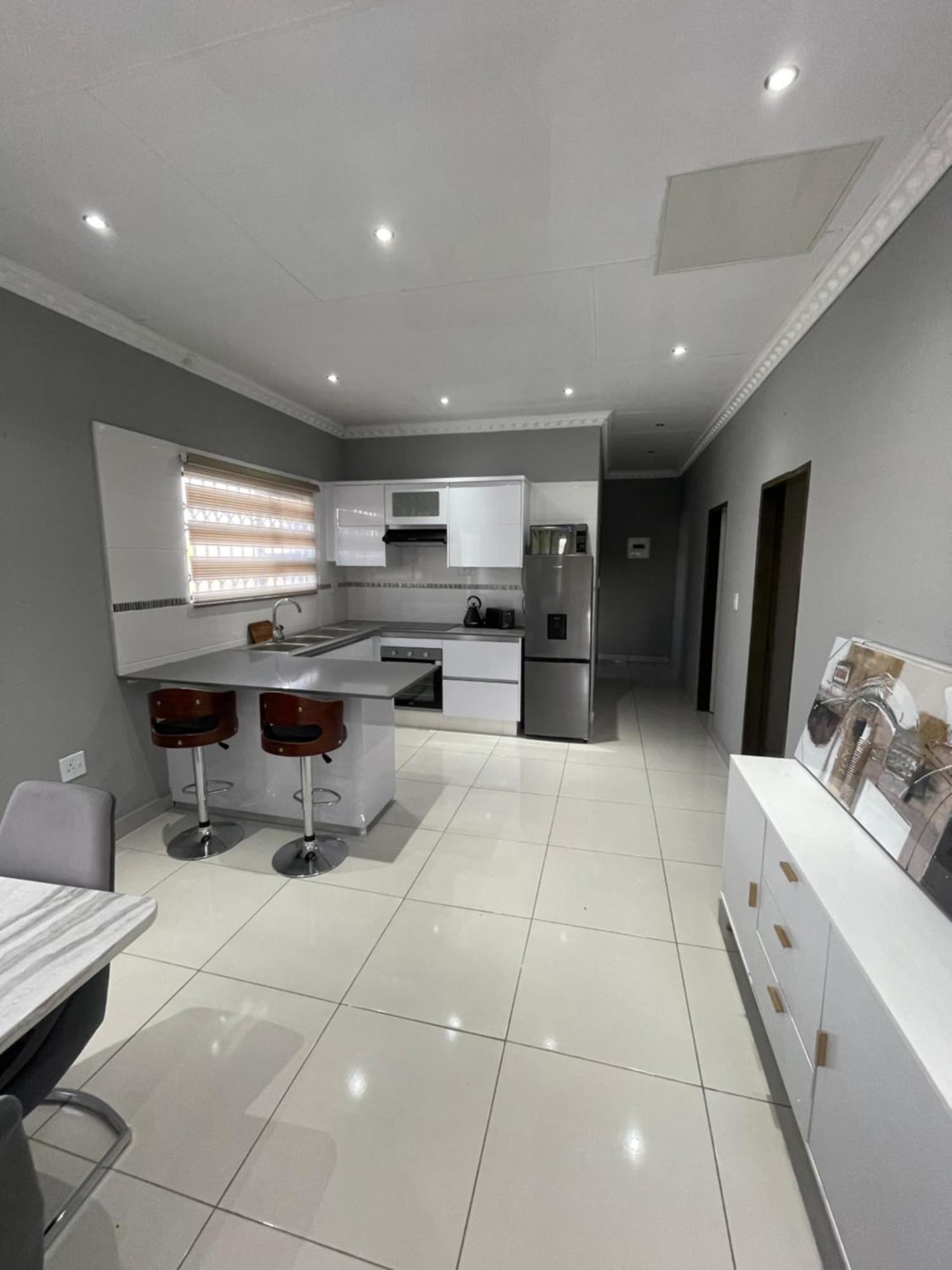Kings View Exclusive Villas Pretoria-Noord Extérieur photo